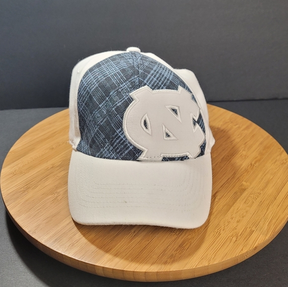 Top of the World UNC Tarheels One-Fit Hat Sz L/XL - Picture 2 of 5